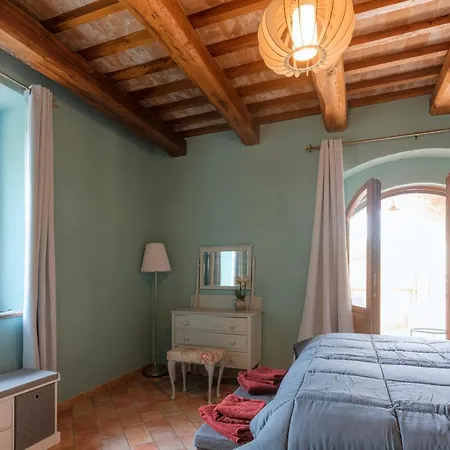 Apartment Spacious Apartment In Umbrian Farm House *