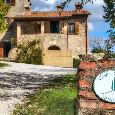 Spacious Apartment In Umbrian Farm House Apartment Magione