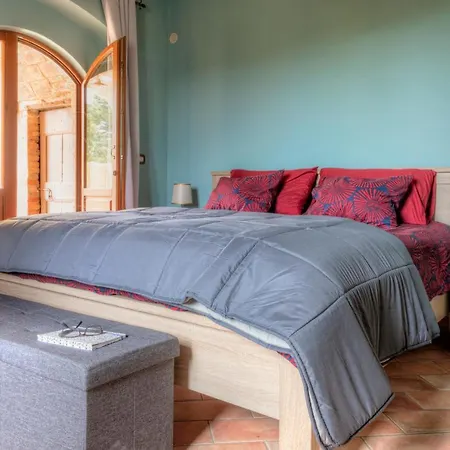Apartment Spacious Apartment In Umbrian Farm House *